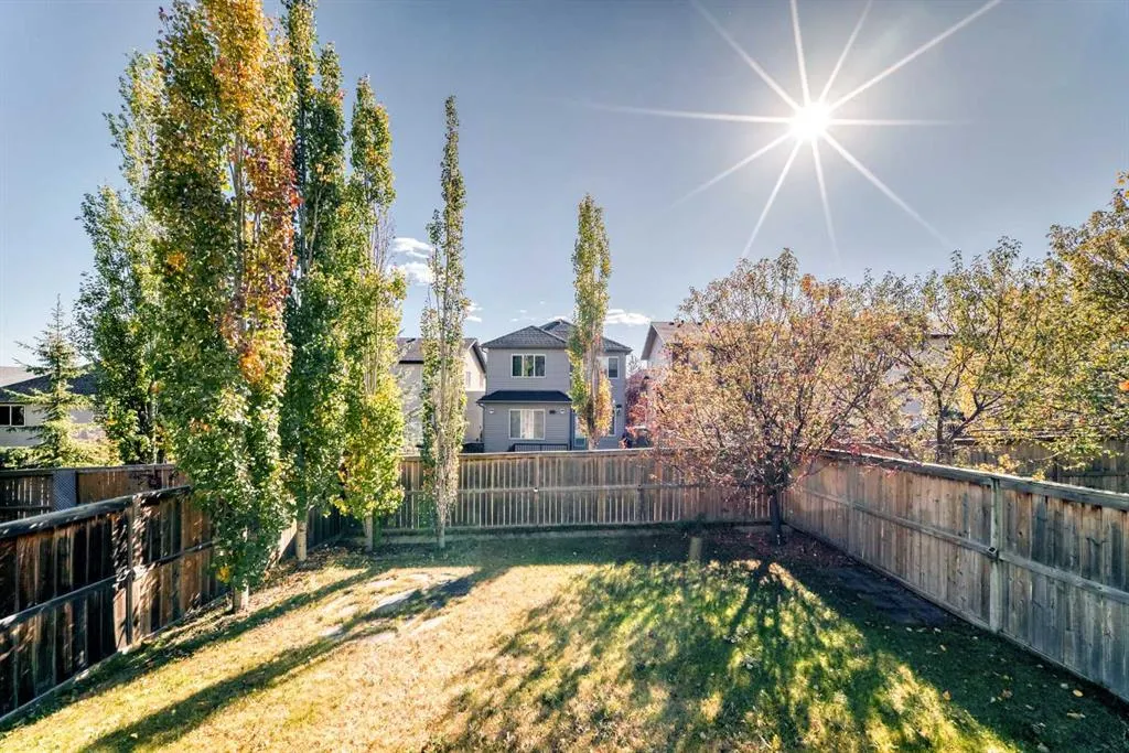 136 Sage Valley Drive NW