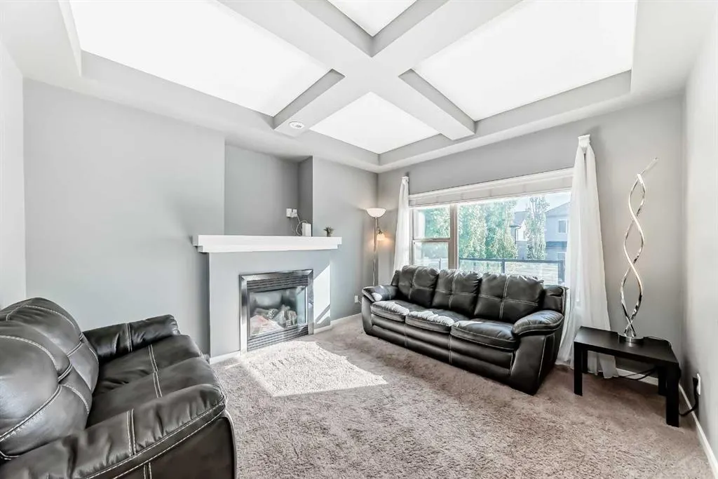 136 Sage Valley Drive NW