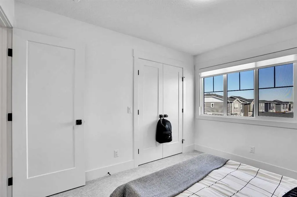 371 Chelsea Passage