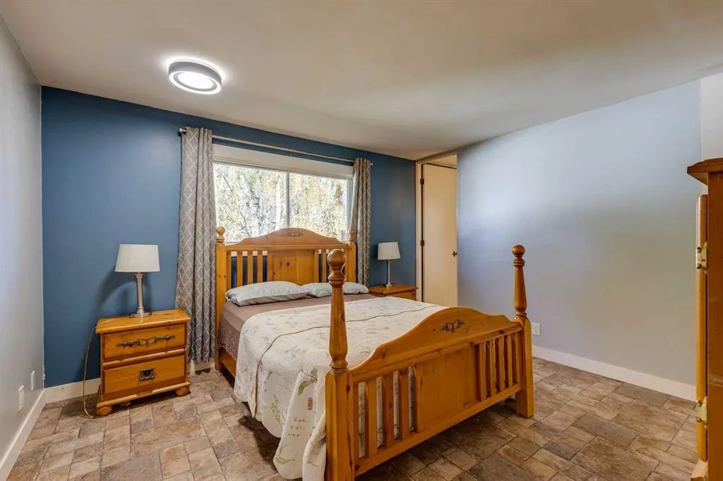 8 Mist Road