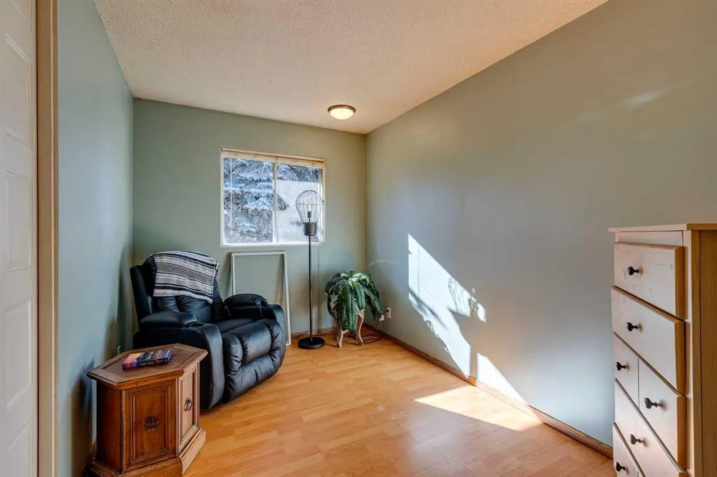 8 Mist Road