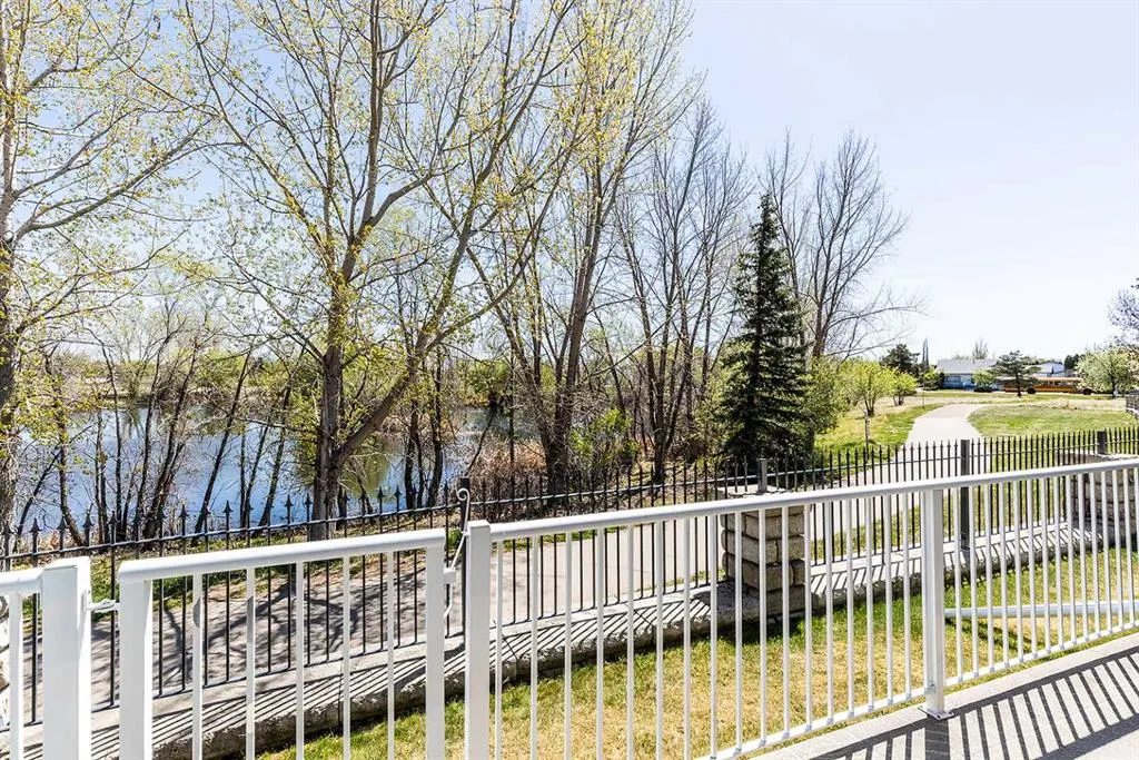 59 Northlands Way NE