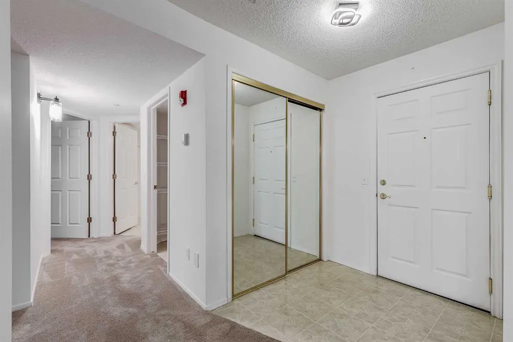 3000 Sienna Park Green SW, #3205
