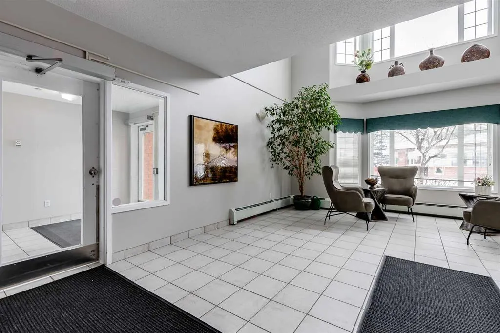 3000 Sienna Park Green SW, #3205