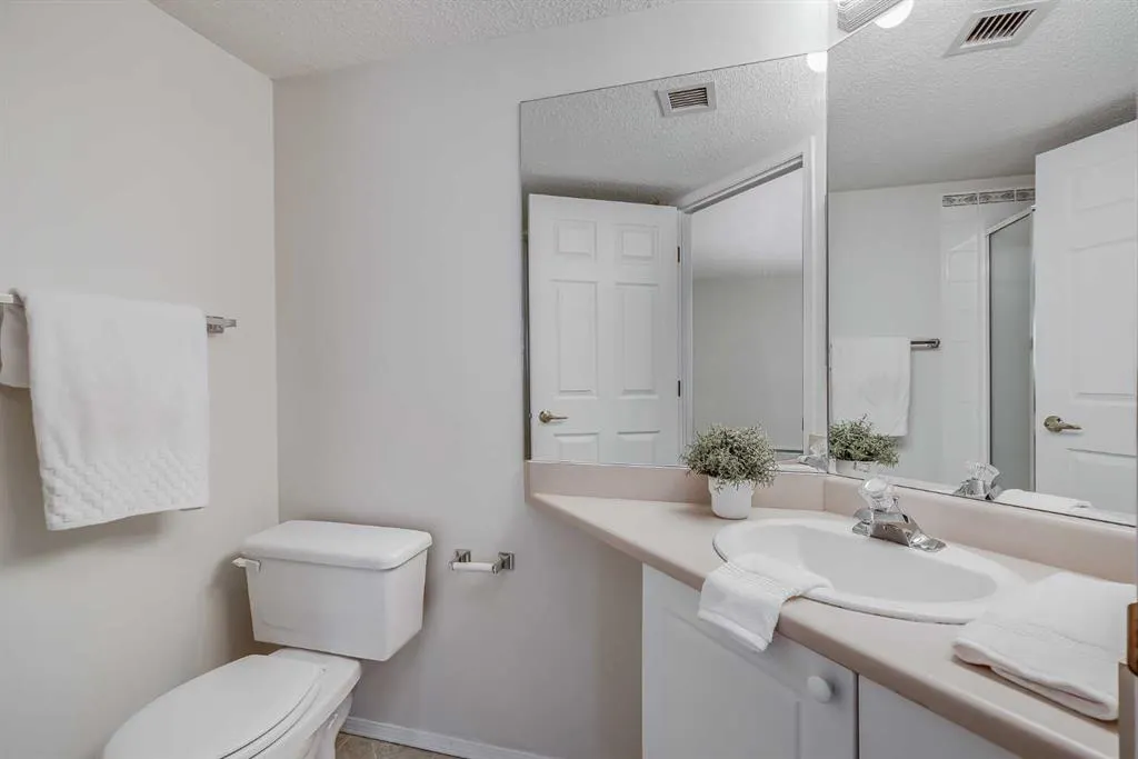 3000 Sienna Park Green SW, #3205