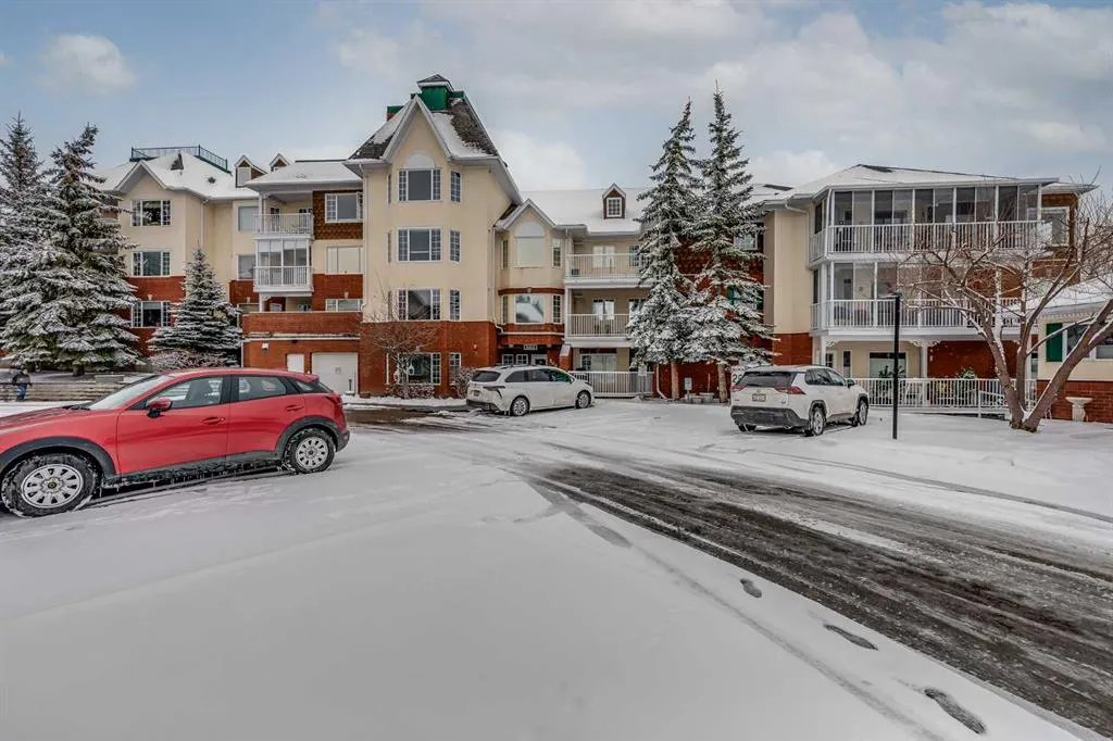 3000 Sienna Park Green SW, #3205