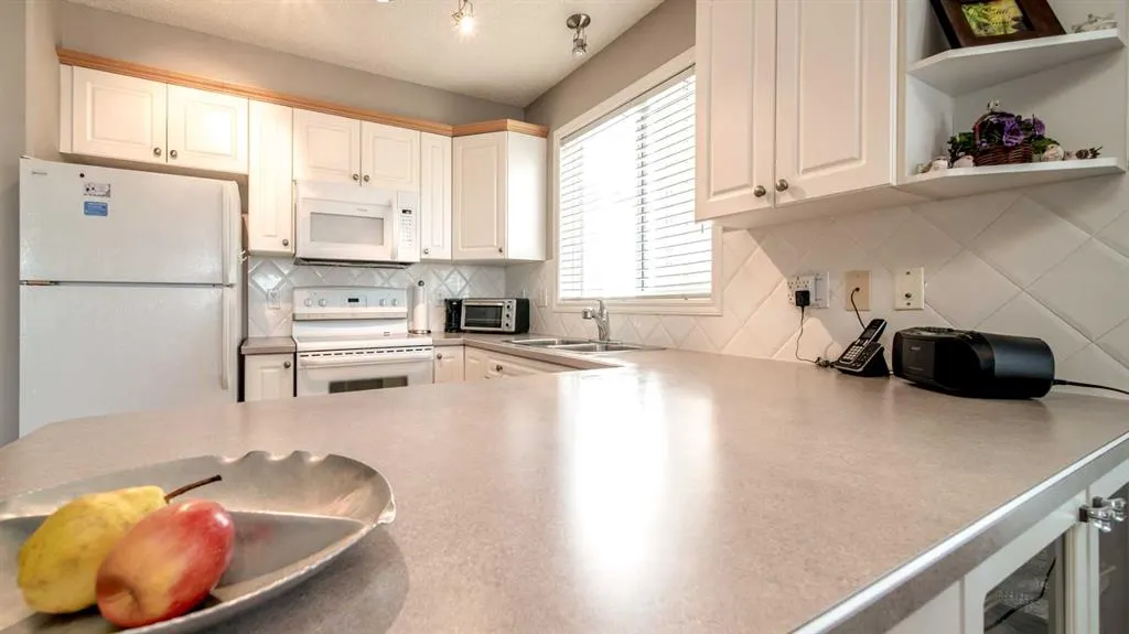 7451 Springbank Boulevard SW, #2206