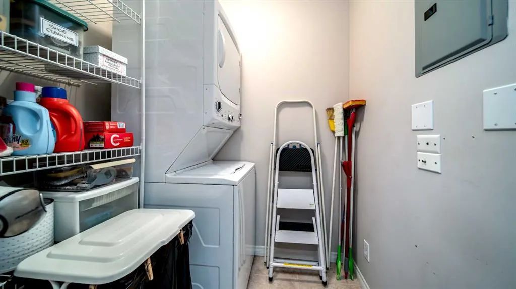 7451 Springbank Boulevard SW, #2206