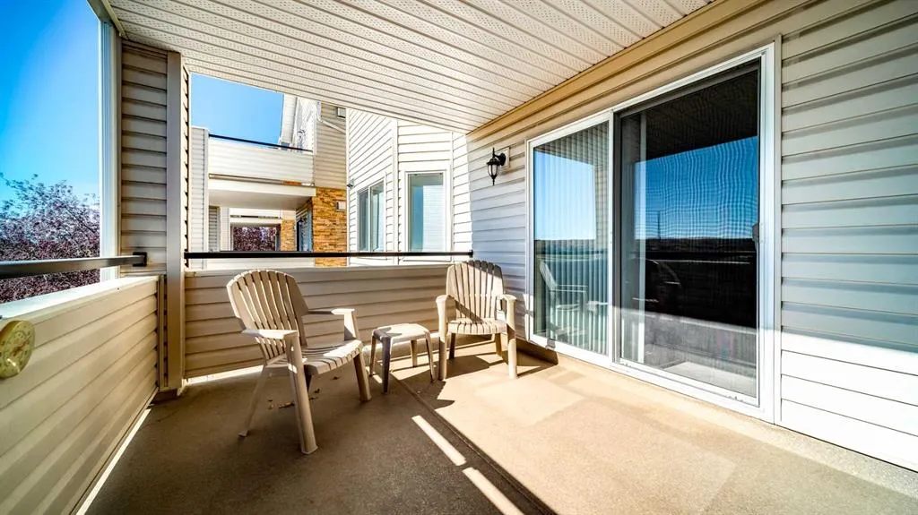 7451 Springbank Boulevard SW, #2206