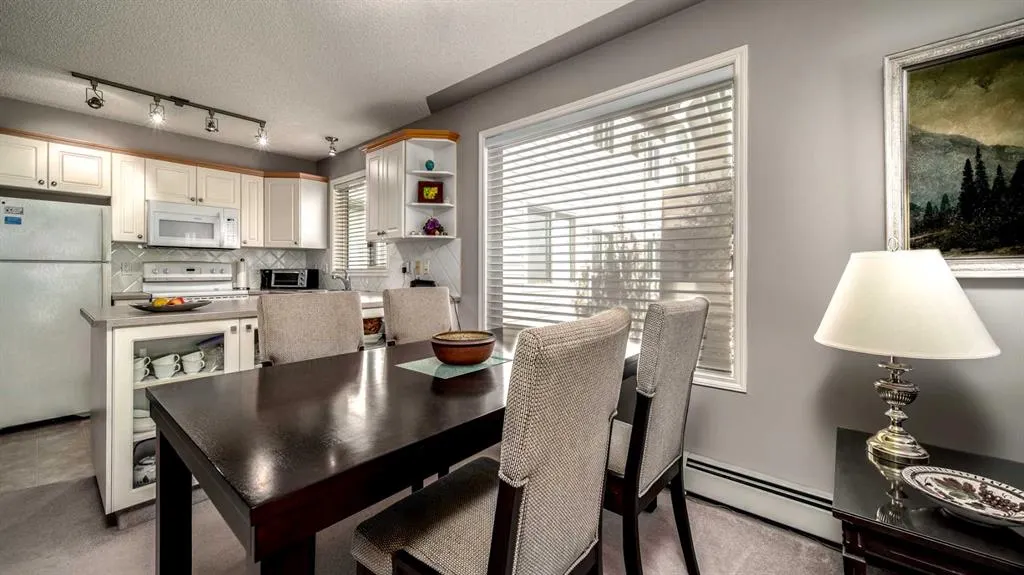 7451 Springbank Boulevard SW, #2206