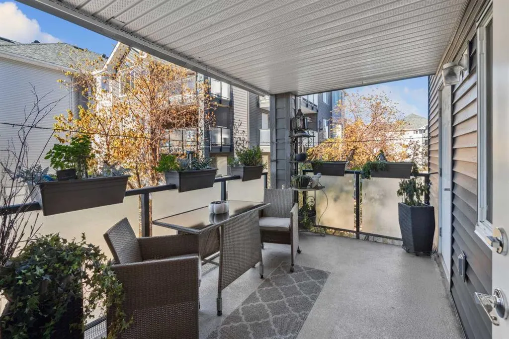 30 Sierra Morena Mews SW, #204