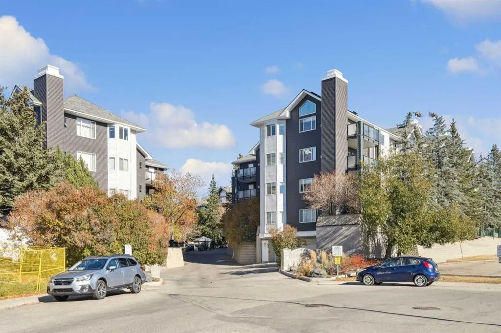 30 Sierra Morena Mews SW, #204