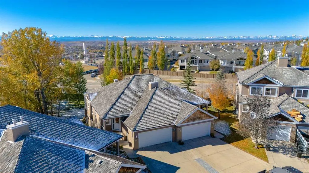 100 Royal Manor NW
