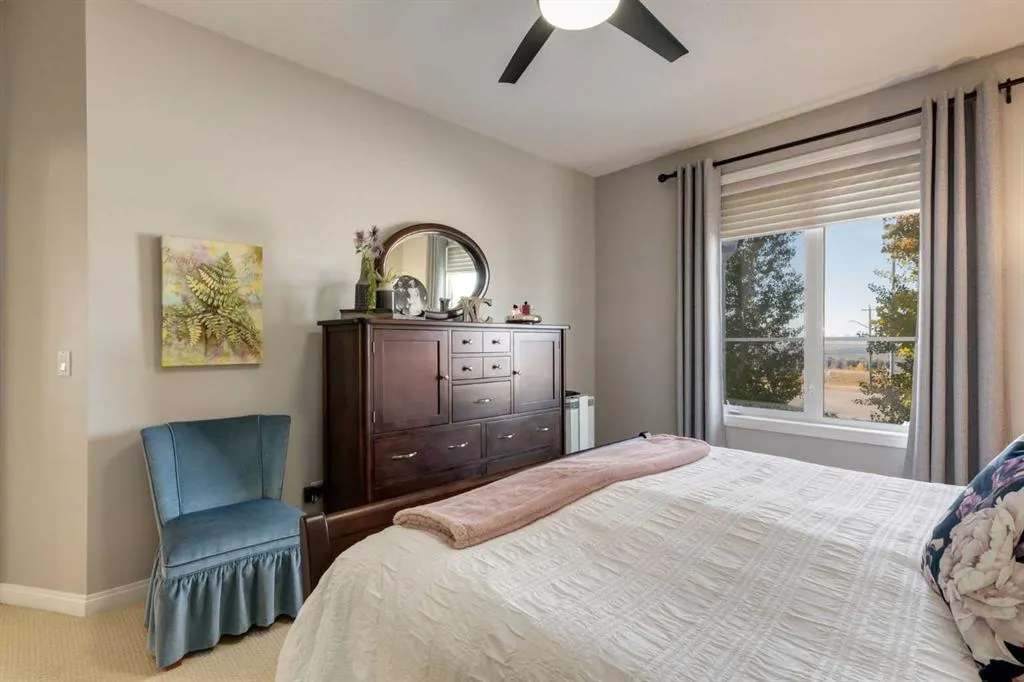 100 Royal Manor NW