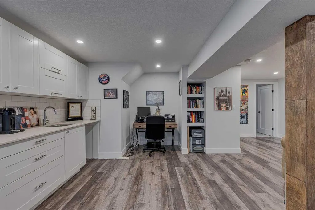 708 Sherman Avenue SW