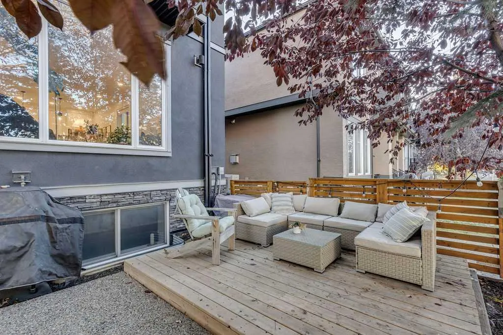 123 12 Avenue NW, #1