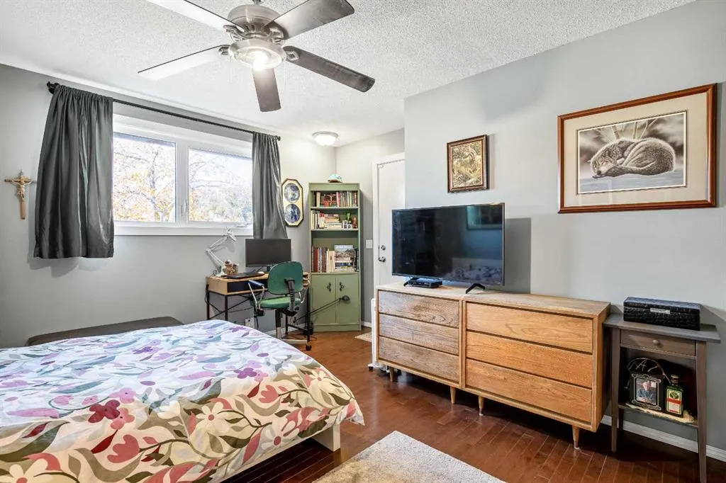 1055 72 Avenue NW, #2