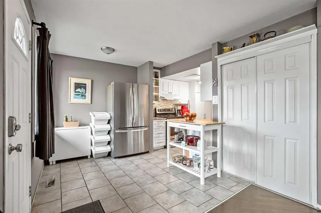1055 72 Avenue NW, #2