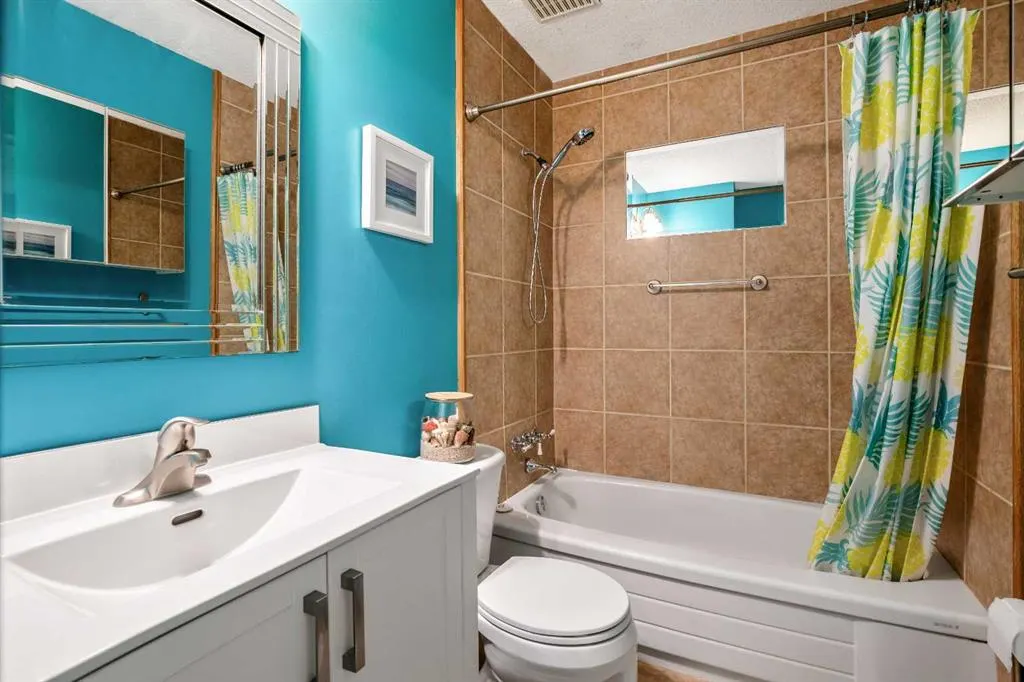 1055 72 Avenue NW, #2