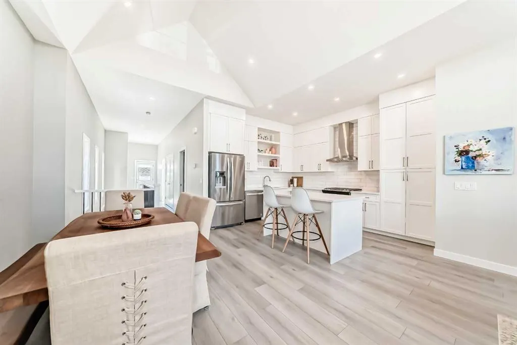 86 Wolf Crescent