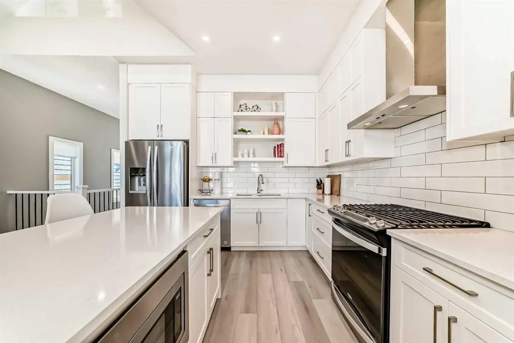 86 Wolf Crescent
