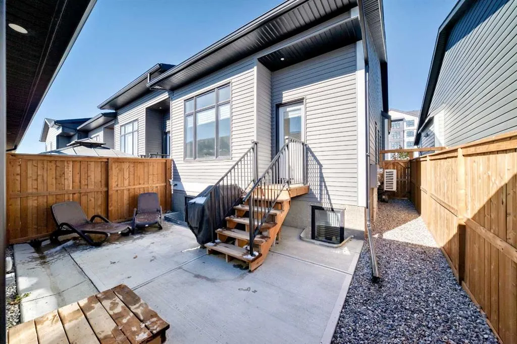 86 Wolf Crescent