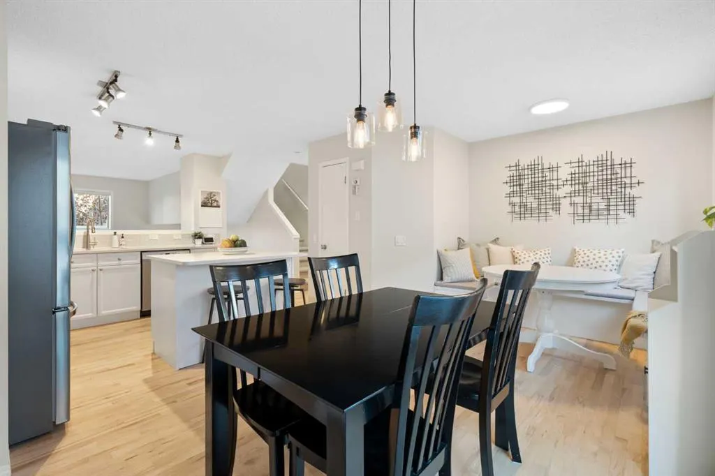 135 Tuscany Court NW