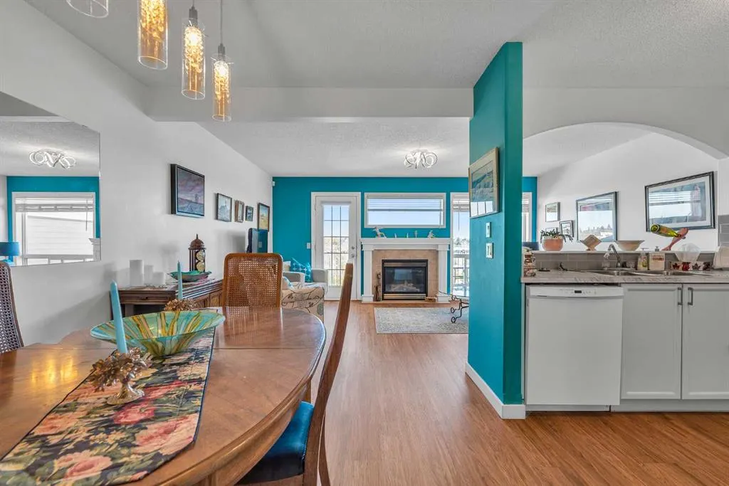 109 Citadel Estates Manor NW