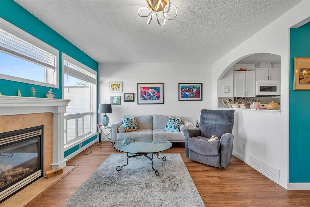 109 Citadel Estates Manor NW