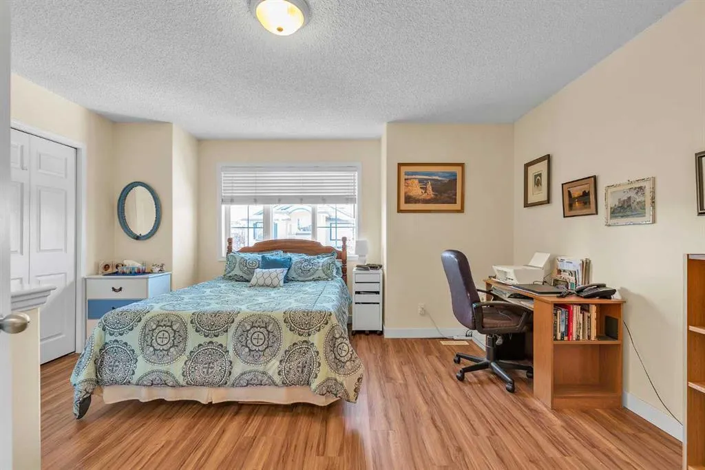 109 Citadel Estates Manor NW