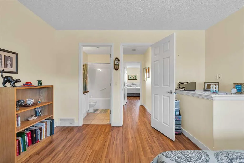 109 Citadel Estates Manor NW