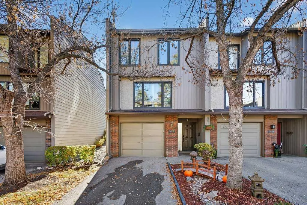3839 Point Mckay Road NW