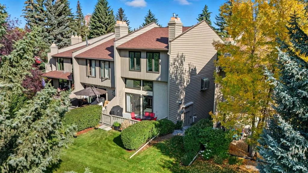 3839 Point Mckay Road NW