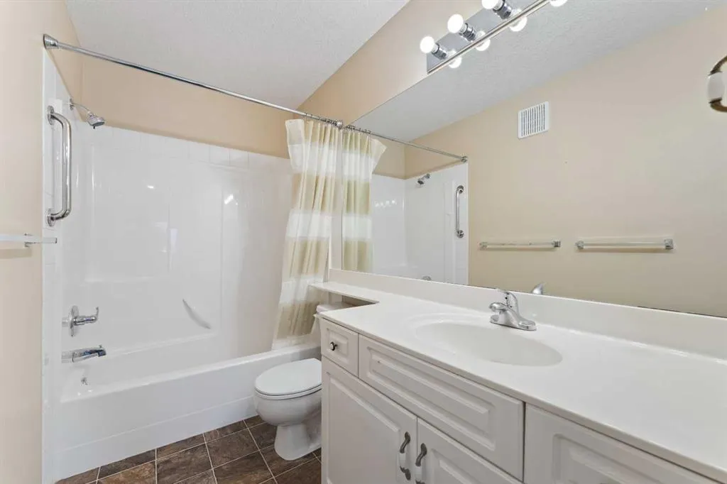 1818 Simcoe Boulevard SW, #2126