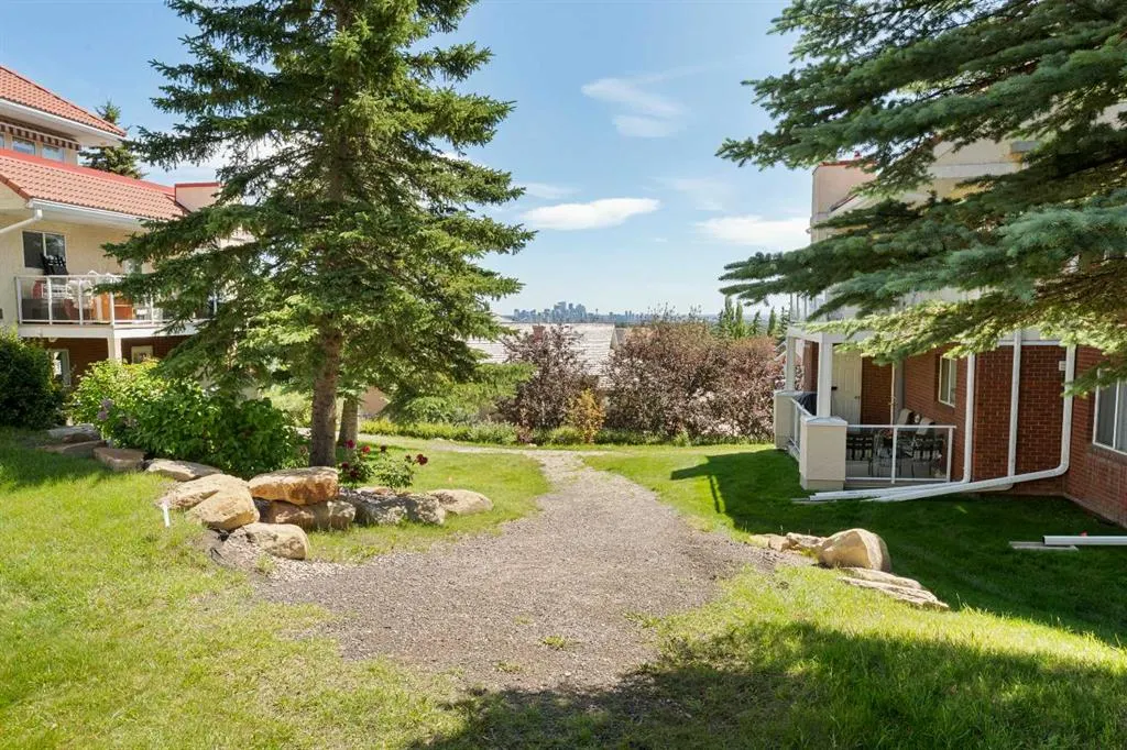1818 Simcoe Boulevard SW, #2126