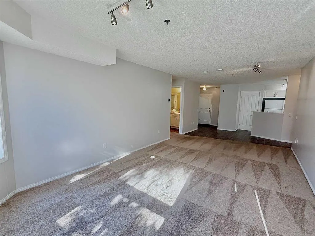 1818 Simcoe Boulevard SW, #2126