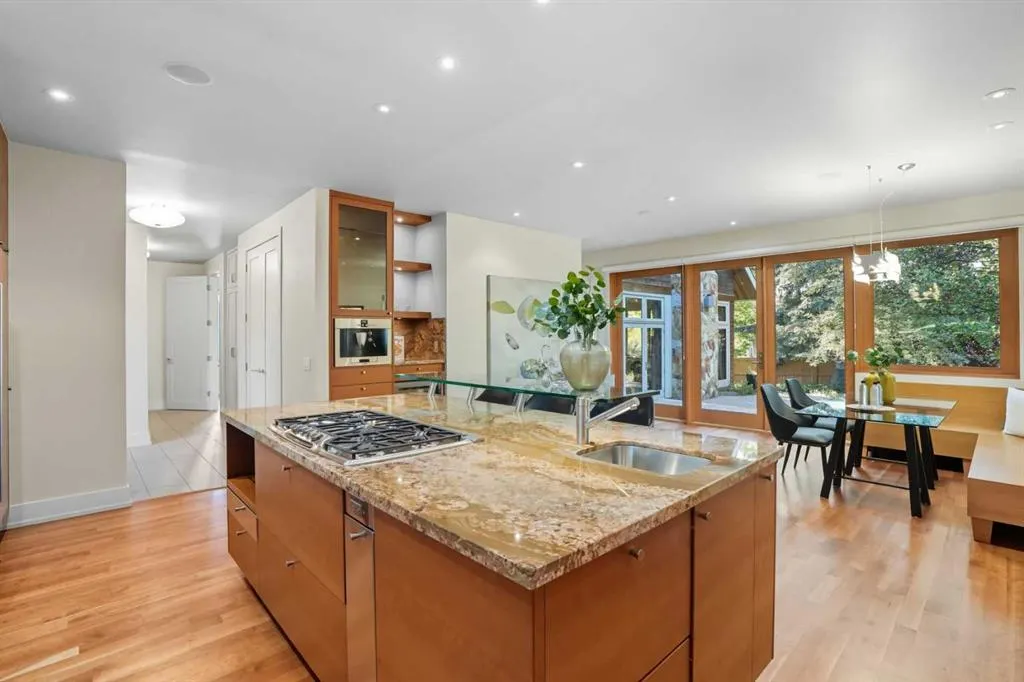 1403 Beverley Place SW