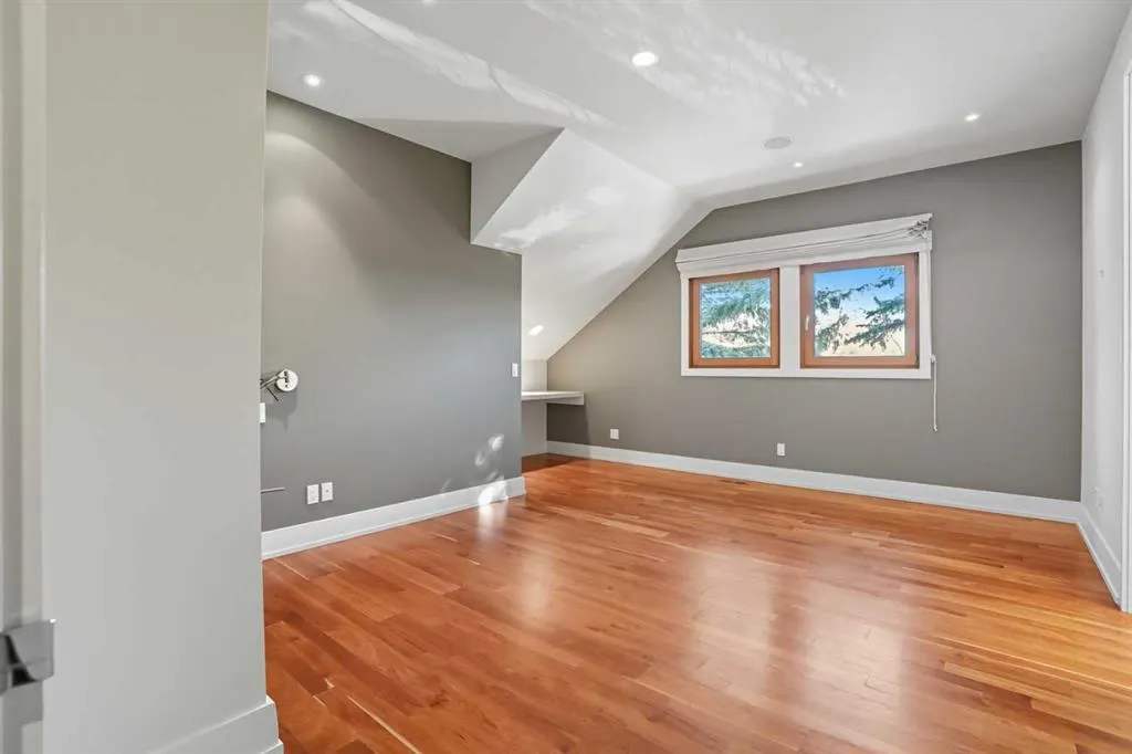 1403 Beverley Place SW