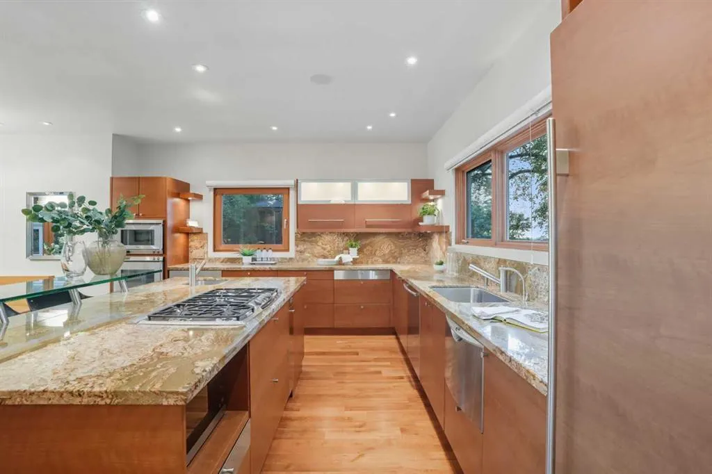 1403 Beverley Place SW