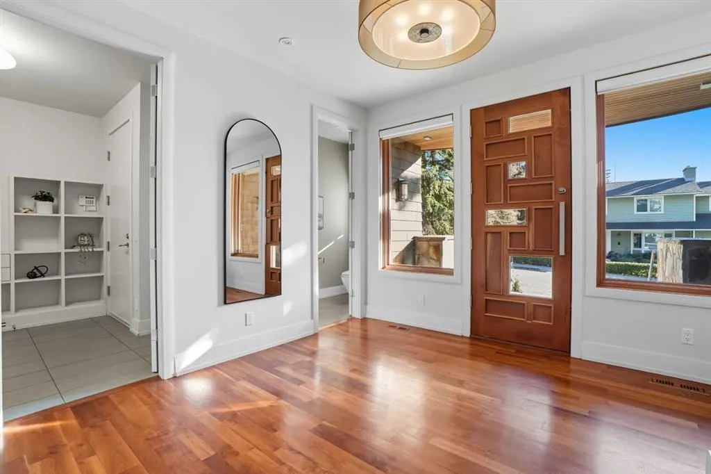 1403 Beverley Place SW
