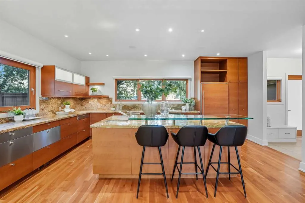 1403 Beverley Place SW