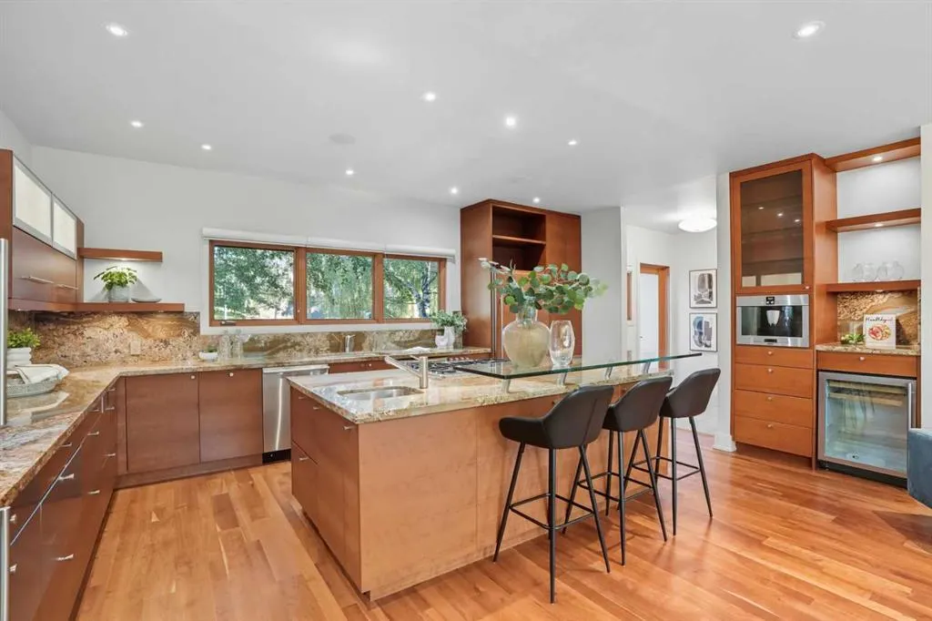 1403 Beverley Place SW
