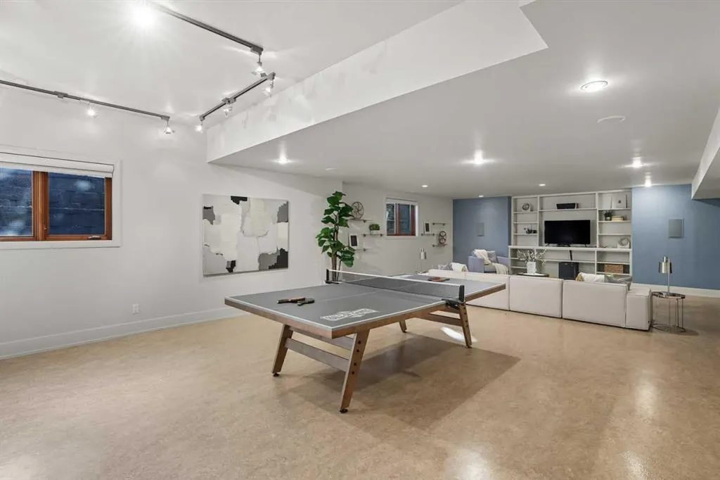 1403 Beverley Place SW
