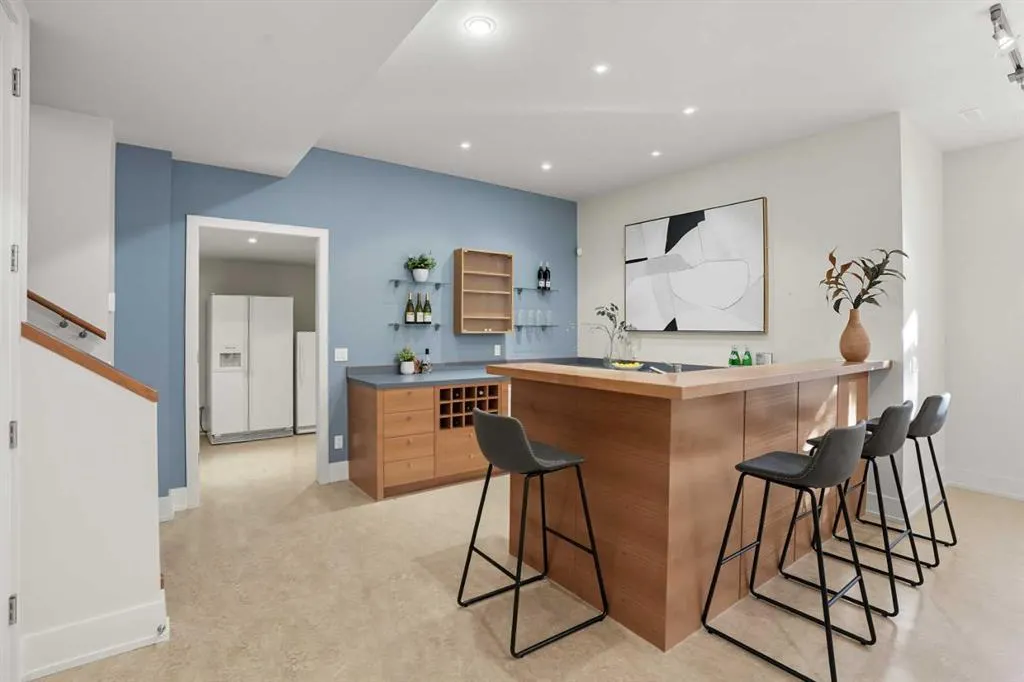 1403 Beverley Place SW