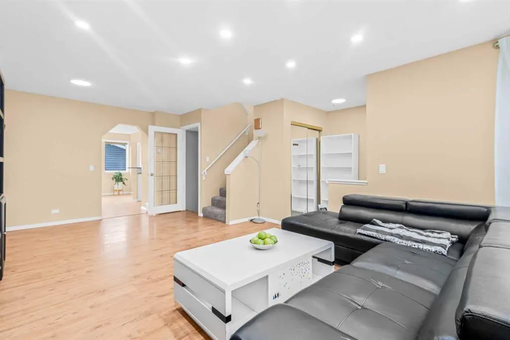 265 Fresno Place NE