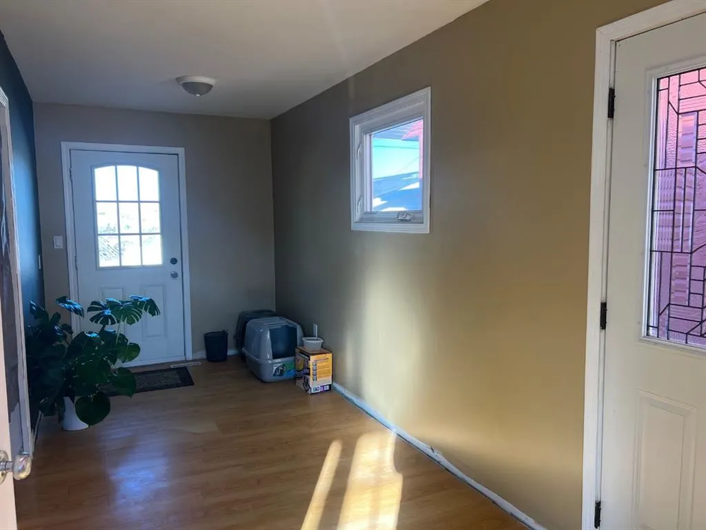 48 Hunts Crescent