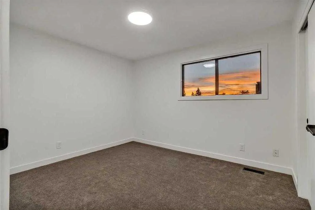 2720 Rundleson Road NE, #112