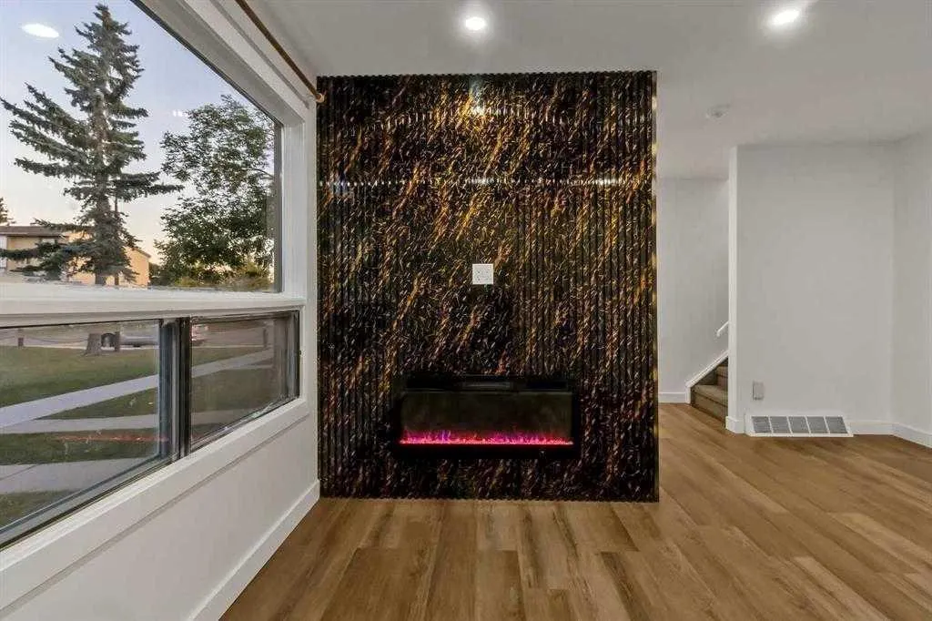 2720 Rundleson Road NE, #112