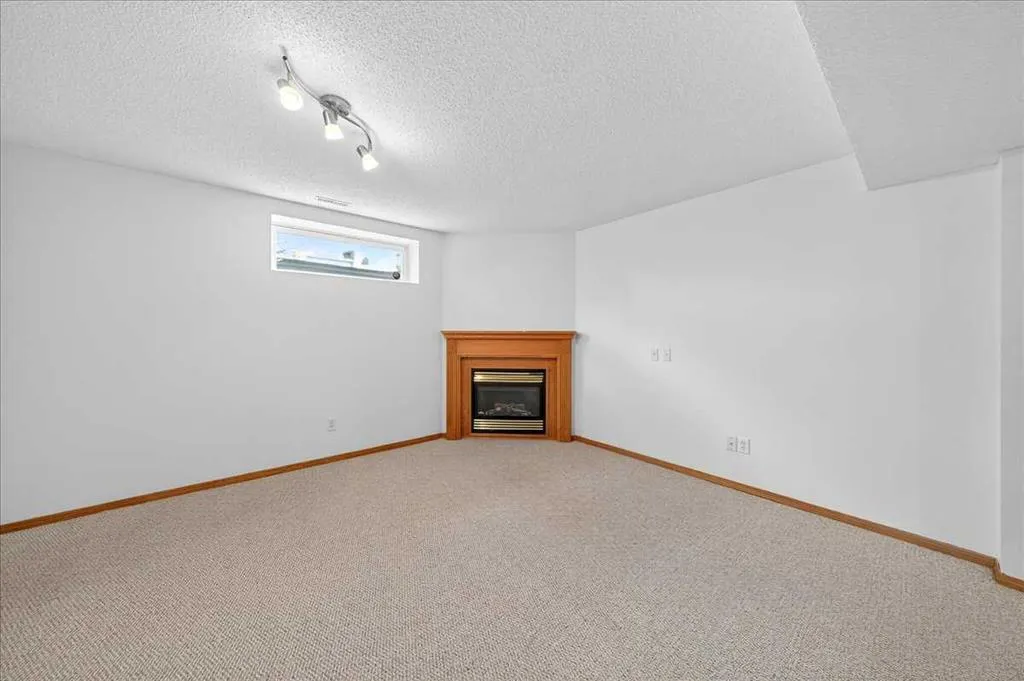 50 Citadel Ridge Green NW