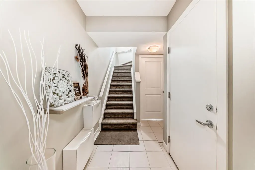 84 Copperstone Villas SE